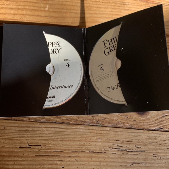 “The Boleyn” by Philippa Gregory CD audiobooks. 5 CDs/6 hours - Picture 8 of 8